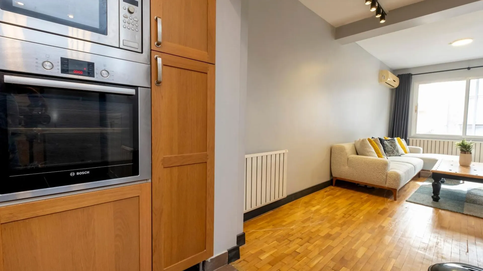 Fourlex Single Detached House - 2 Bathrooms - Central Location - Private Terrace Istanbul 0*,  Turkiet