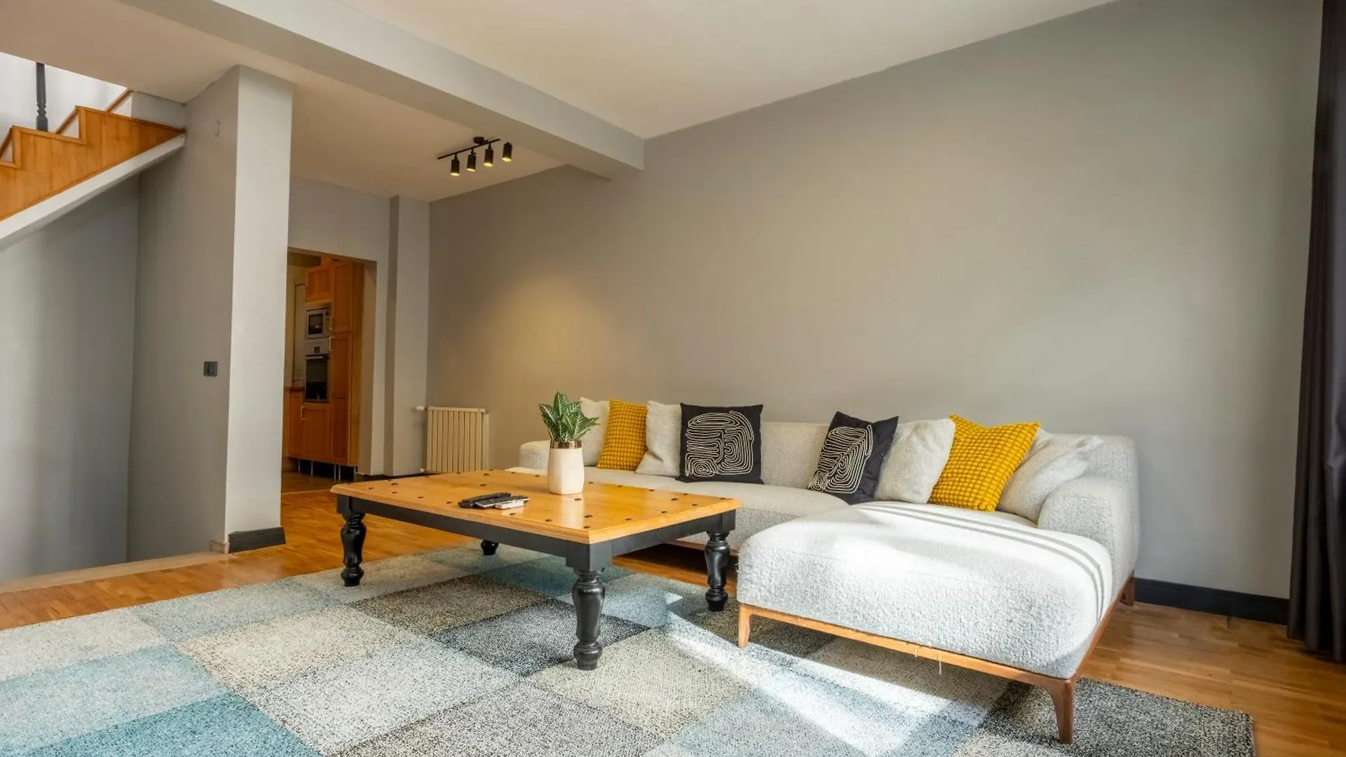 Villa Fourlex Single Detached House - 2 Bathrooms - Central Location - Private Terrace Istanbul Turkiet